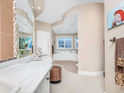 Luxury estate at 7504 Kennedy Lane, Vernon, BC — photo 14