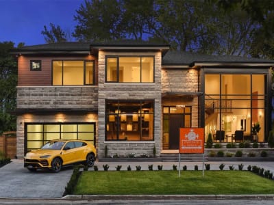 Luxury estate at 4042 Apple Valley Lane, Burlington — photo 1