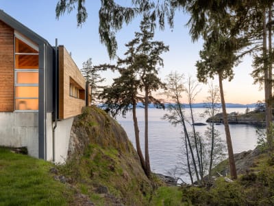 Luxury estate at 931 Ocean Park Lane, Bowen Island, BC — photo 12