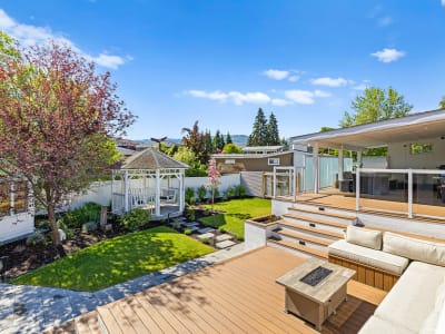 Luxury estate at 624 Armour Crescent, Kelowna, BC — photo 3