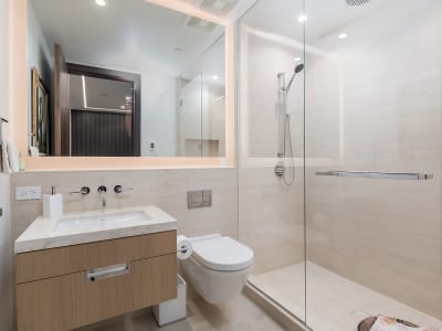 Luxury estate at 1355 Bellevue Avenue #206, West Vancouver, BC — photo 6