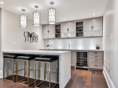 Luxury estate at Burlington — photo 35