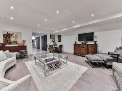 Luxury estate at 7B Iroquois Avenue, Mississauga, ON — photo 8