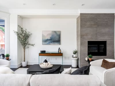 Luxury estate at 38 Wyndham Street, Toronto, ON — photo 6