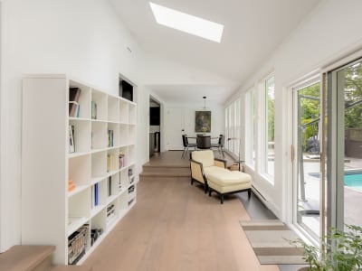 Luxury estate at 2861 Tudor Avenue, Victoria, BC — photo 28