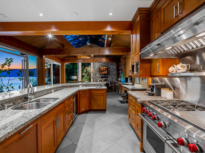 Luxury estate at 8035 Pasco Road, West Vancouver, BC — photo 12