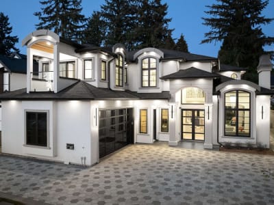Luxury estate at 10258 128A Street, Surrey, BC — photo 2