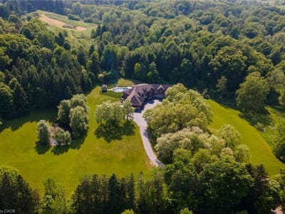 Luxury estate at 814 Binkley Road, Hamilton, ON — photo 3