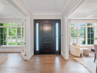 Luxury estate at 1077 Bridge Road, Oakville, ON — photo 4