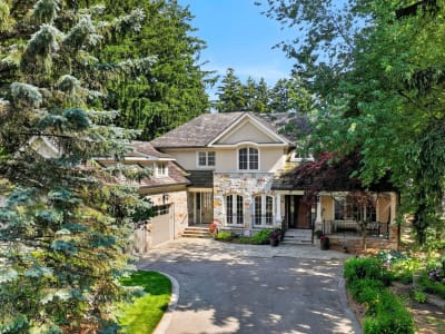 Luxury estate at 1396 Crescent Road, Mississauga, ON — photo 2