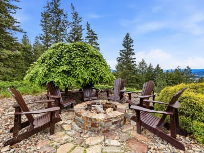 Luxury estate at 5757 Upper Booth Road North, Kelowna, BC — photo 5