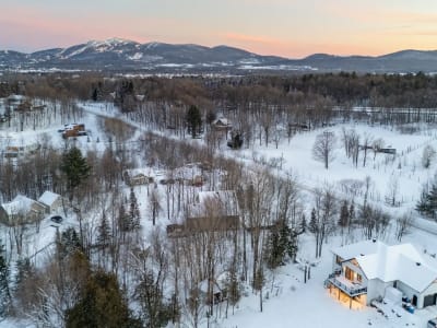 Luxury estate at 303 Rue Bergeron Est, Granby, QC — photo 37