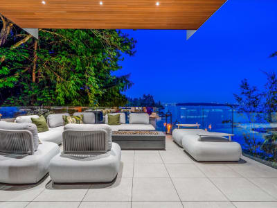 Luxury estate at 3478 Marine Drive, West Vancouver, BC — photo 2