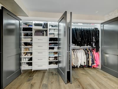 Luxury estate at 397 King Street West unit 215, Dundas, ON — photo 34