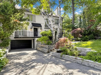 Luxury estate at 27 Strathgowan Crescent, Toronto, ON — photo 29