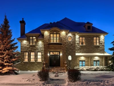 Luxury estate at 2 Rue Duceppe, Candiac — photo 1