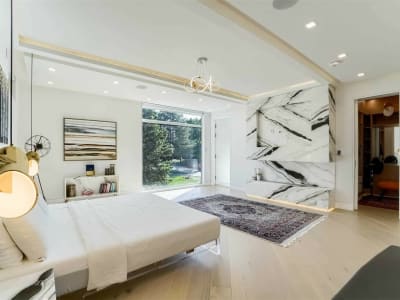 Luxury estate at 560 Shenandoah Drive N, Mississauga — photo 13