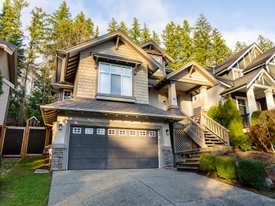 Luxury estate at 39 Holly Drive, Port Moody, BC — photo 3