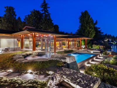 Luxury estate at West Bay, West Vancouver, BC — photo 46