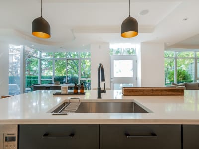 Luxury estate at 403 Beach Crescent, Vancouver, BC — photo 9