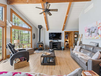 Luxury estate at 1117 Turtle Lake Road, Gravenhurst, ON — photo 15