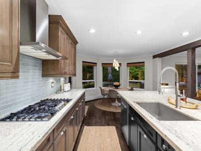 Luxury estate at 13877 32 Avenue, Surrey, BC — photo 13