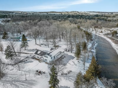Luxury estate at 3392 Base Line, Keene, ON — photo 2