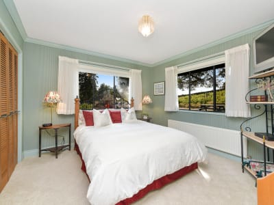 Luxury estate at 4740 Beaverdale Road, Victoria, BC — photo 24