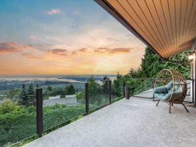 Luxury estate at 1521 Chartwell Drive, West Vancouver, BC — photo 2