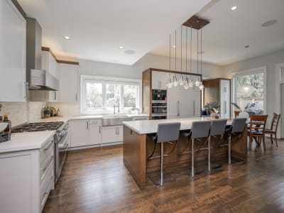 Luxury estate at 4169 Lakeshore Road, Burlington, ON — photo 8
