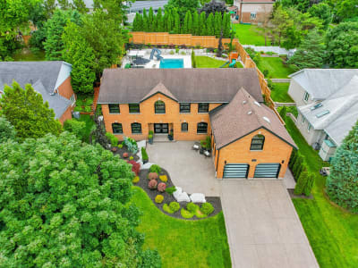 Luxury estate at 33 Mannheim Road, Mannheim, ON — photo 1