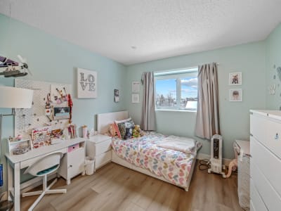 Luxury estate at 76 Stradbrooke Way Southwest, Calgary, AB — photo 28