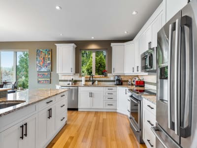 Luxury estate at Brentwood Bay, BC — photo 43