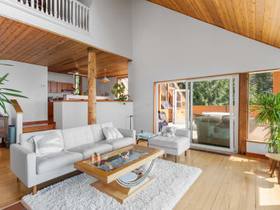 Luxury estate at 270 Mountain Drive, Lions Bay, BC — photo 7
