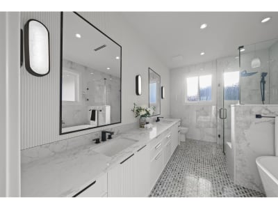 Luxury estate at 16038 9a Ave, Surrey, BC — photo 13