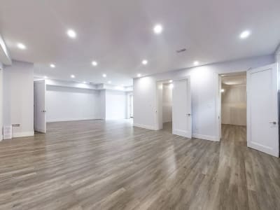 Luxury estate at 1029 Lorne Park Road, Mississauga, ON — photo 4