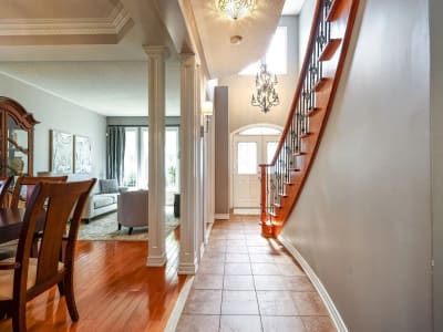 Luxury estate at 140 Humber Forest Court, Vaughan, ON — photo 3
