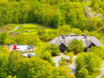 Luxury estate at 61 Rockmount Crescent, Gravenhurst, ON — photo 6