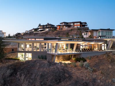 Luxury estate at Kelowna — photo 23