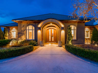 Luxury estate at 1849 Canyon Falls Court, Kelowna — photo 1