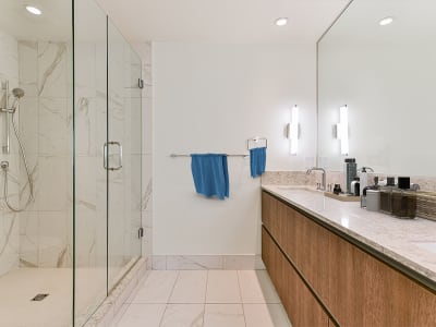 Luxury estate at 203-522 15 Street, West Vancouver — photo 6