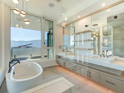 Luxury estate at 9857 Beacon Hill Drive, Lake Country, BC — photo 20