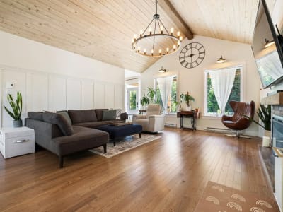Luxury estate at 303 Rue Bergeron Est, Granby, QC — photo 10