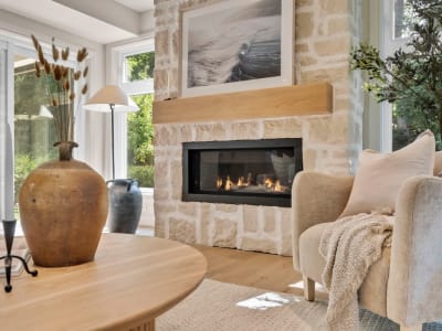 Luxury estate at 393 Hess Street South, Hamilton, ON — photo 4