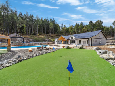 Luxury estate at 6707 Willis Point Rd, Victoria, BC — photo 33