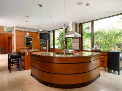 Luxury estate at 1510 Pinetree Crescent, Mississauga, ON — photo 10