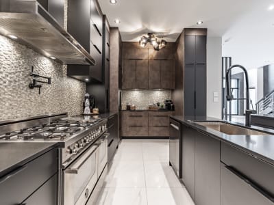 Luxury estate at 373 Rue des Carmantines, Laval — photo 12