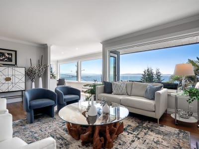 Luxury estate at 14535 Sunset Drive, White Rock, BC — photo 2