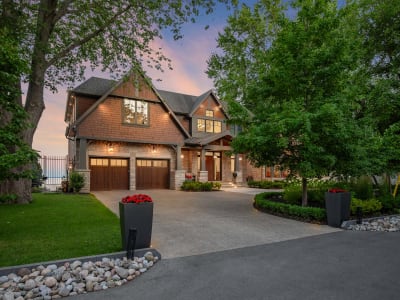 Luxury estate at 140 Secord Lane, Burlington, ON — photo 18
