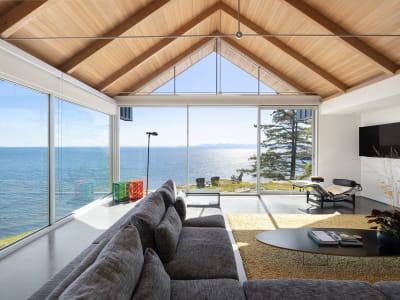 Luxury estate at 931 Ocean Park Lane, Bowen Island, BC — photo 6